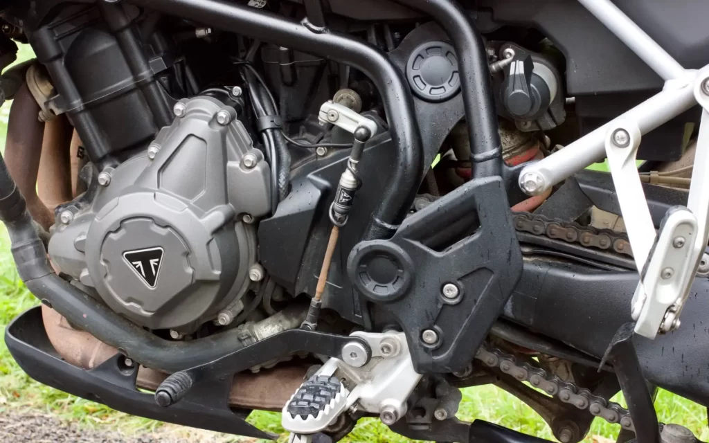 Suzuki V-Strom 650: An RE Continental GT owner shares his observations